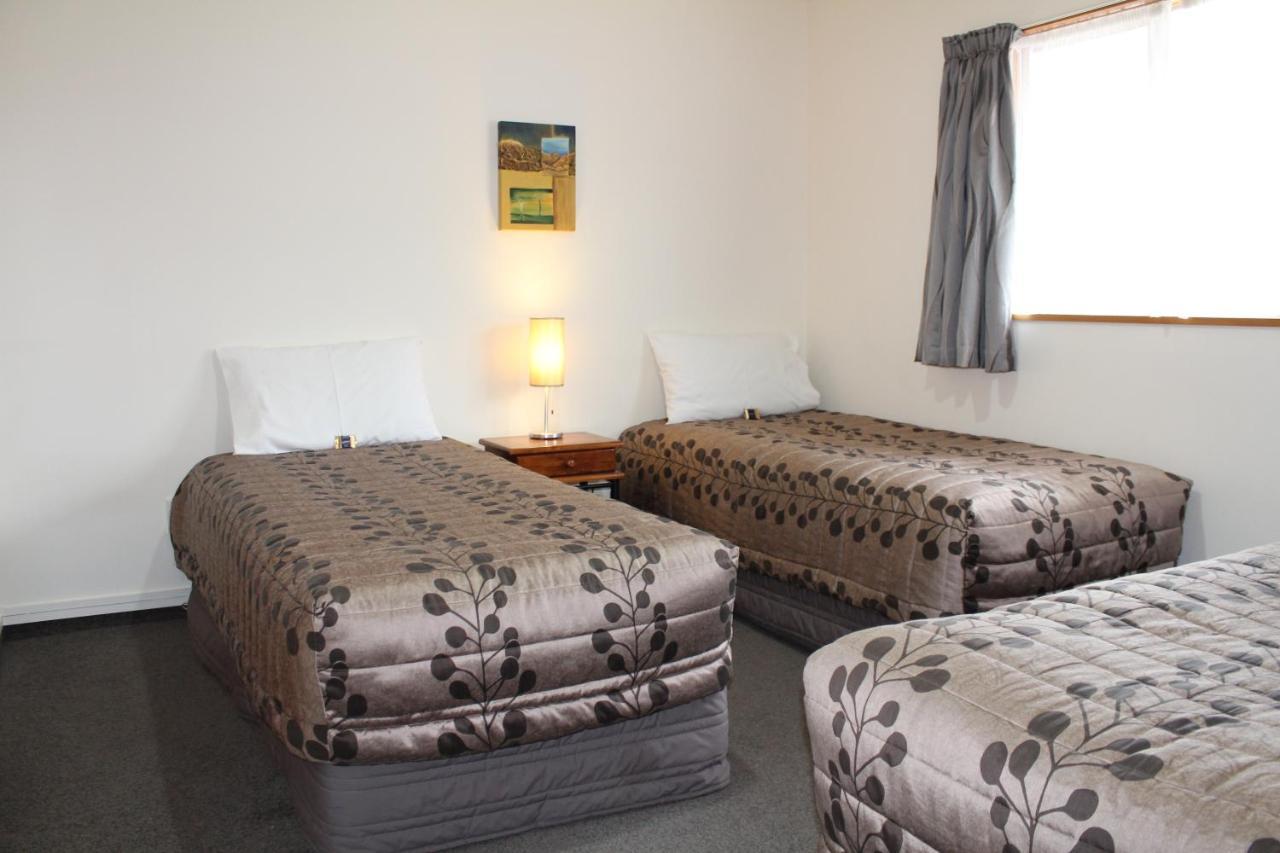 Asure Ambassador Motor Lodge Oamaru Extérieur photo
