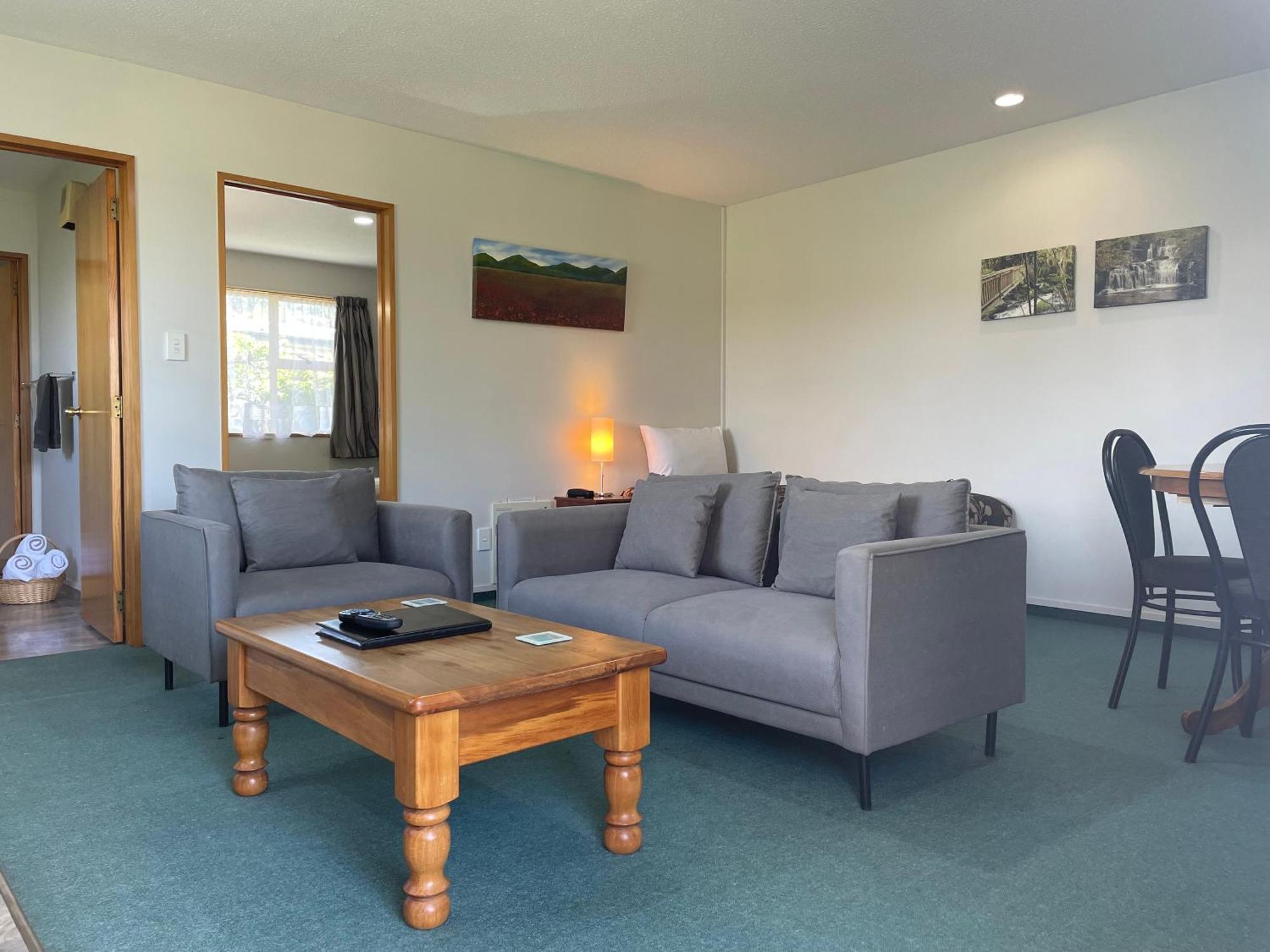 Asure Ambassador Motor Lodge Oamaru Extérieur photo