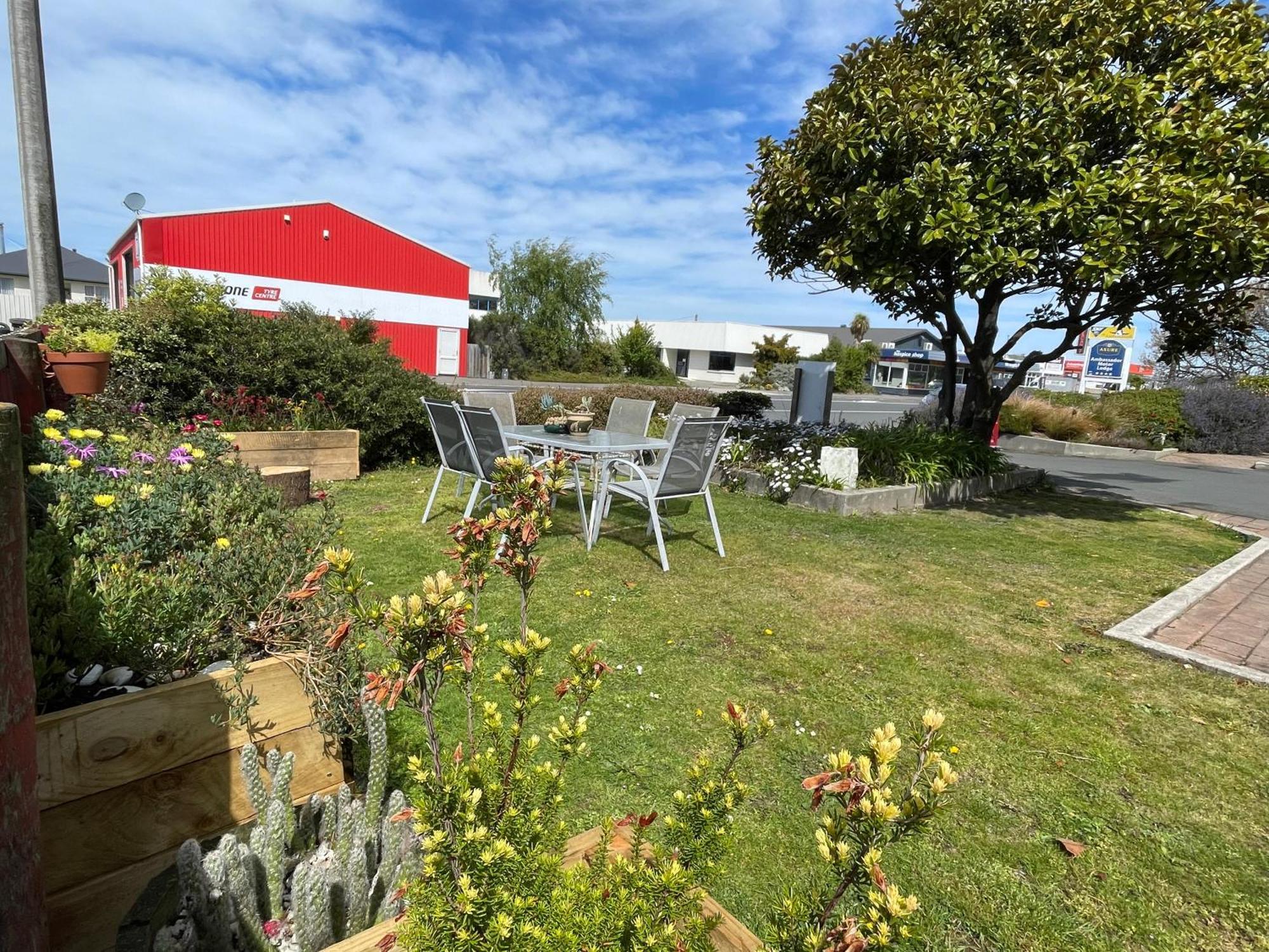 Asure Ambassador Motor Lodge Oamaru Extérieur photo